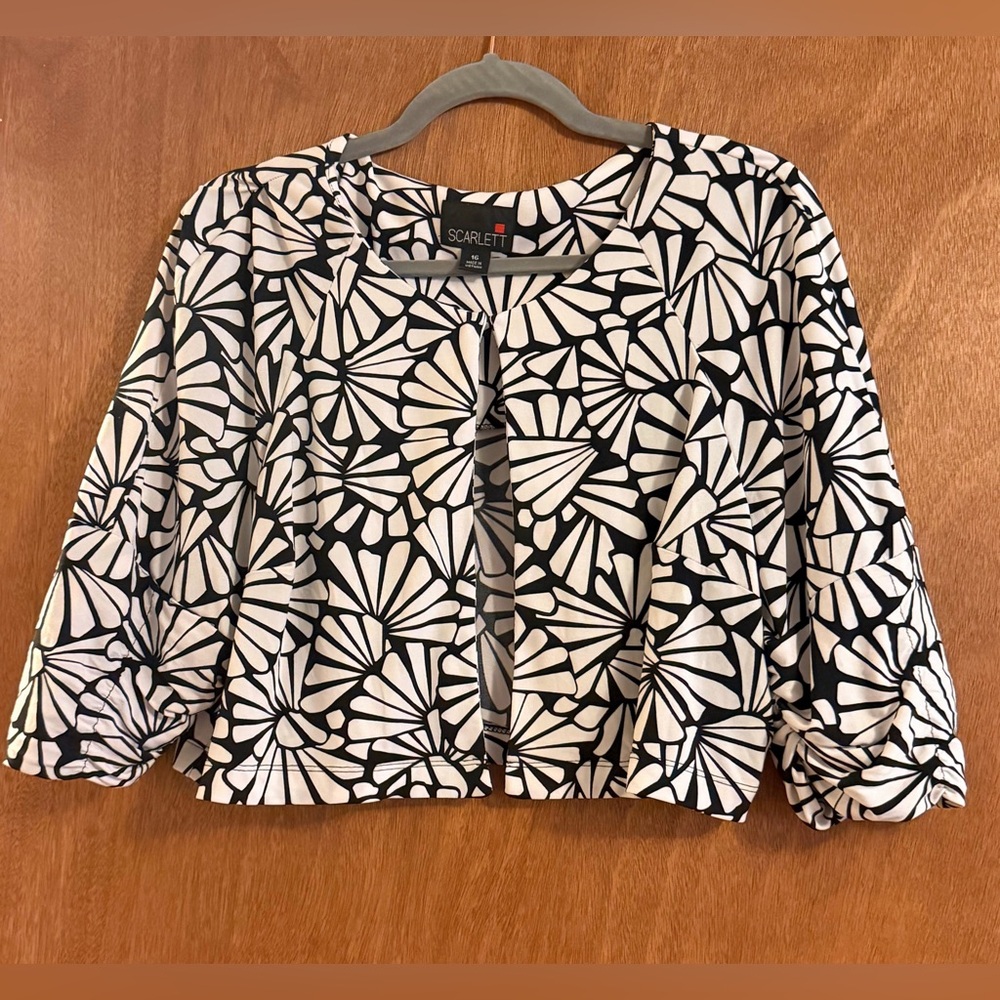 Scarlett Floral Modern Shrug